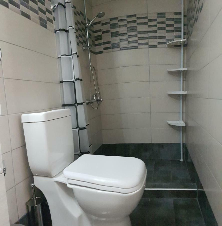 Soula'S Sunshine Apartments เนอา คาร์วาลี ภายนอก รูปภาพ